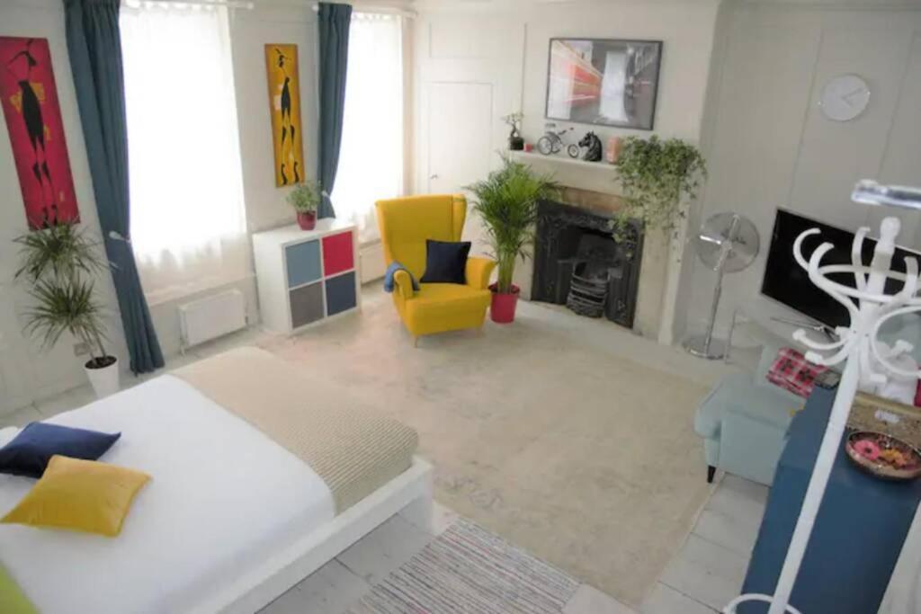 Fabulous Duplex Flat in Covent Garden - 2 bedroom Londen Buitenkant foto