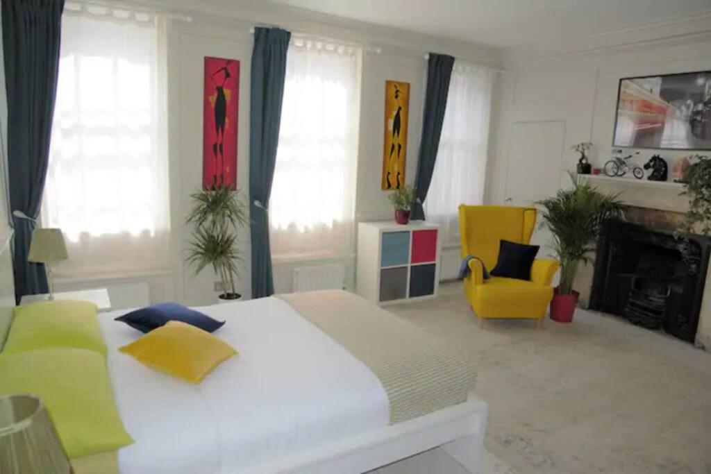 Fabulous Duplex Flat in Covent Garden - 2 bedroom Londen Buitenkant foto